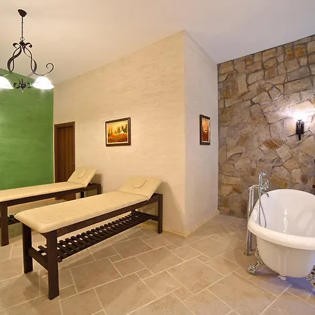 Midalidare & Hotel 3*