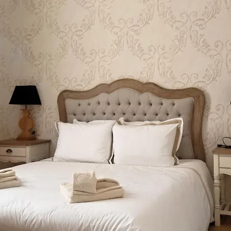 Midalidare & Хотел Могилово