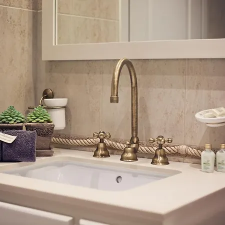 Midalidare & Hotel 3*